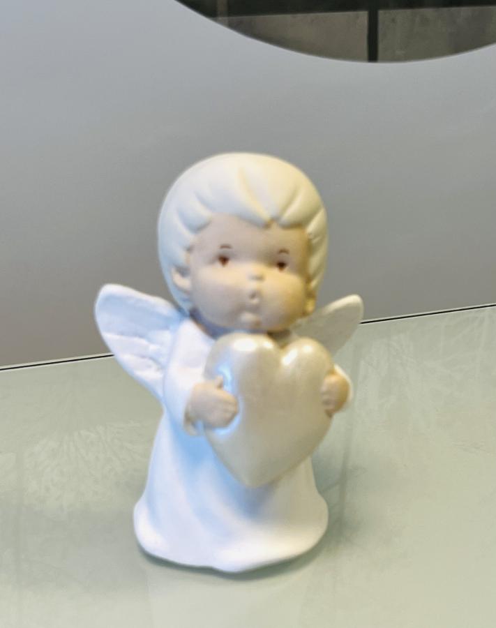 Anjeliček- strážniček zo srdiečkom, 11,5 cm