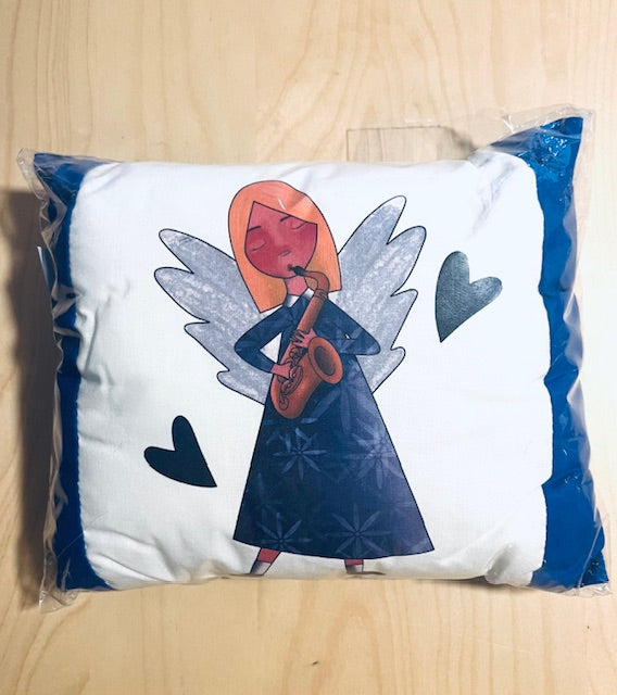 Anjelsky bylinkový vankúšik - s anjelikom hrajúcim na saxofón