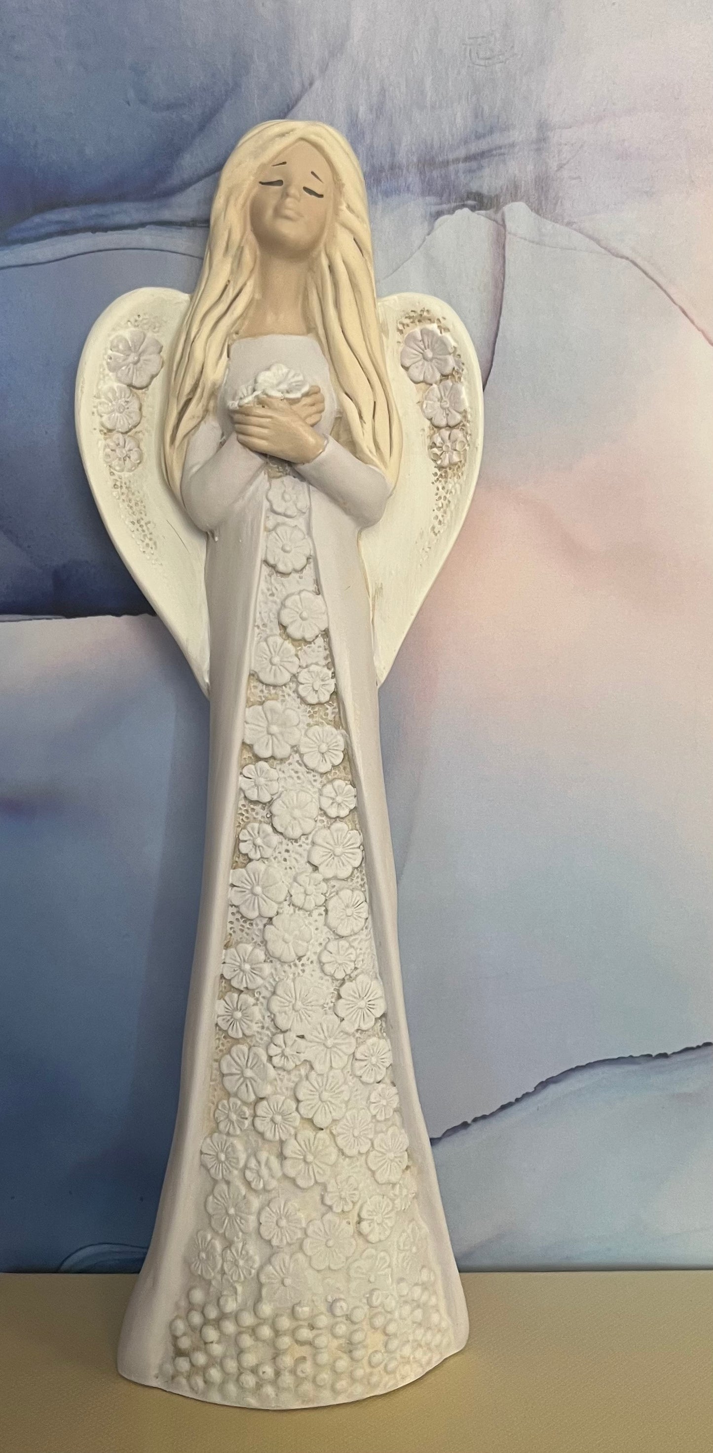 Anjelka s kvetinovými krídlami (31cm)