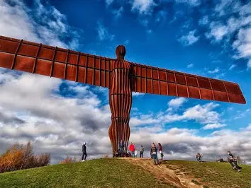 🌟 Poslovia svetla : Najznámejšie sochy anjelov na svete
